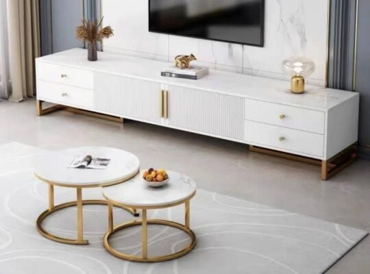 Table tv 3pcs Prix:2.300.000fg ￼⁨620 14 53 01⁩