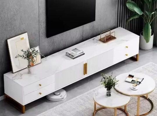 Table tv 3pcs Prix:2.300.000fg ￼⁨620 14 53 01⁩