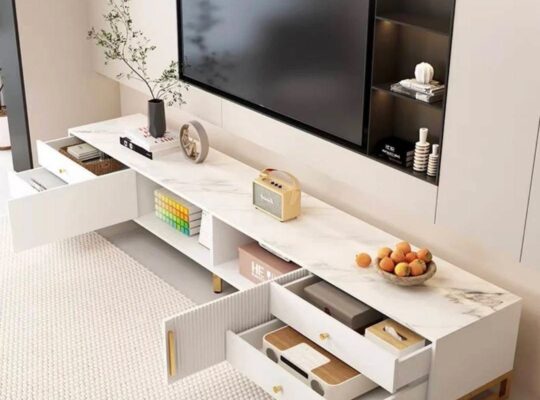 Table tv 3pcs Prix:2.300.000fg ￼⁨620 14 53 01⁩