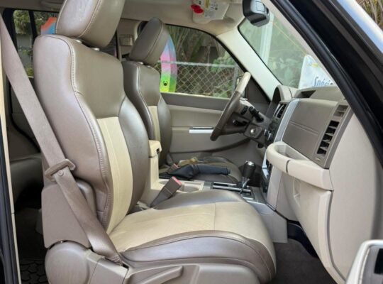 JEEP LIBERTY LIMITED