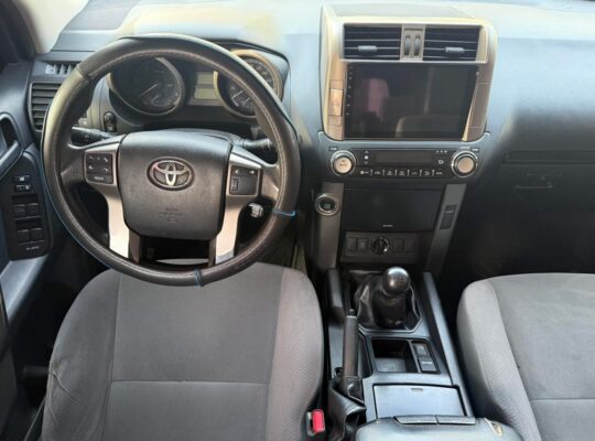 TOYOTA TXL PRADO