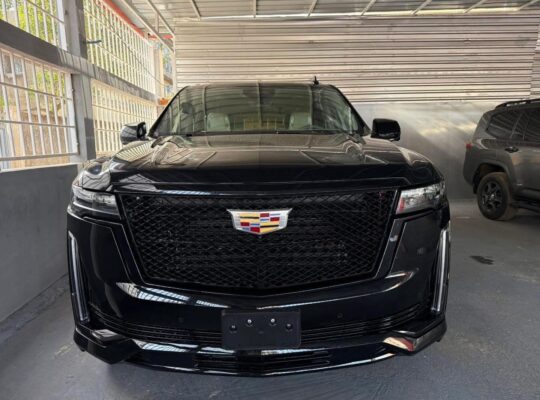 CADILLAC ESCALADE 600