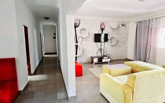 Villa de 03 chambres avec les meubles en vente Qu