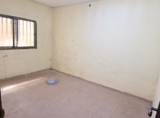 EN #LOCATION #Disponible à #LOUER À #PETIT_SIMBAYA