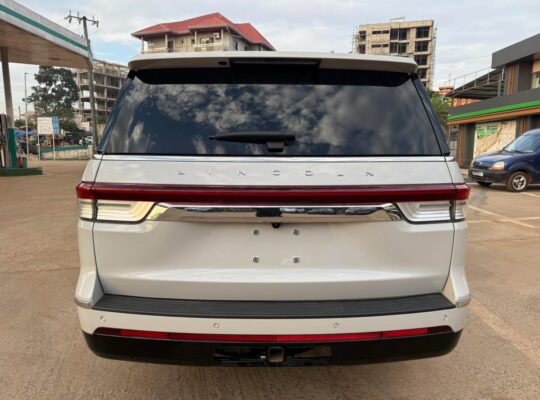LINCOLN NAVIGATOR