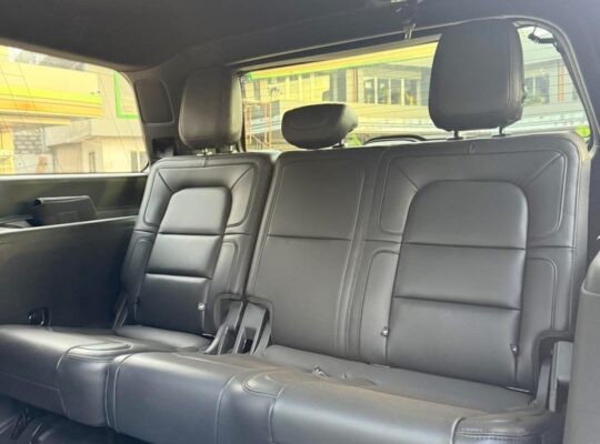 LINCOLN NAVIGATOR
