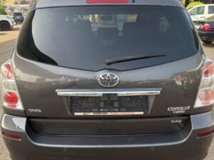 TOYOTA COROLLA VERSO