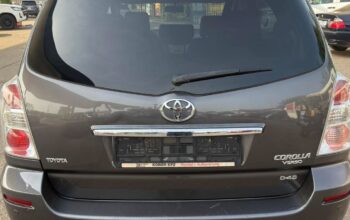 TOYOTA COROLLA VERSO