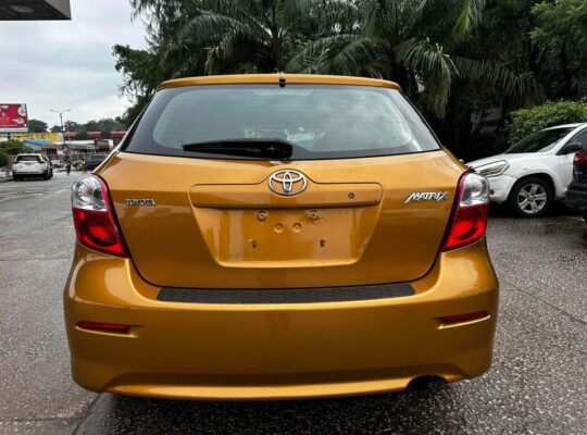 TOYOTA MATRIX