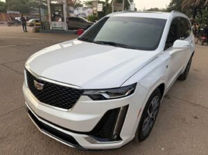 CADILLAC XT6