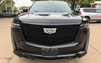 CADILLAC ESCALADE 600