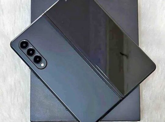 SAMSUNG Z FLOD 3