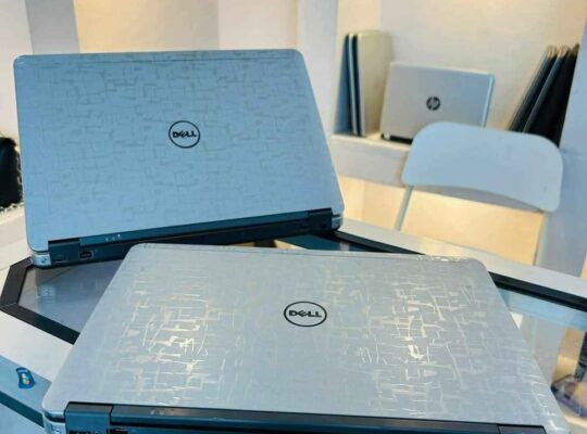 DELL LATITUDE