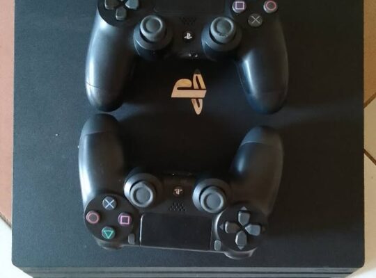 PS4 PRO