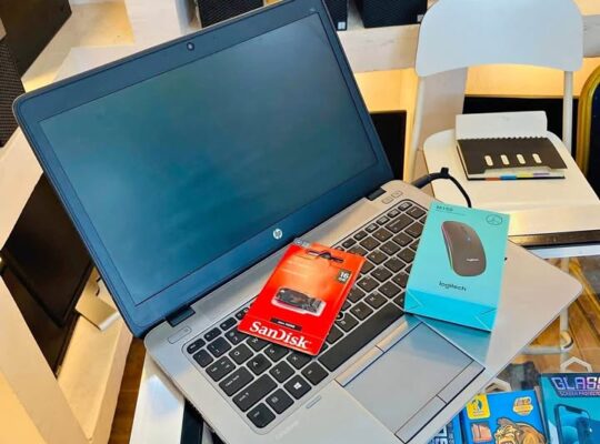 ORDINATEUR HP
