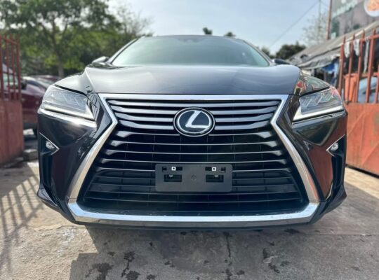 LEXUS