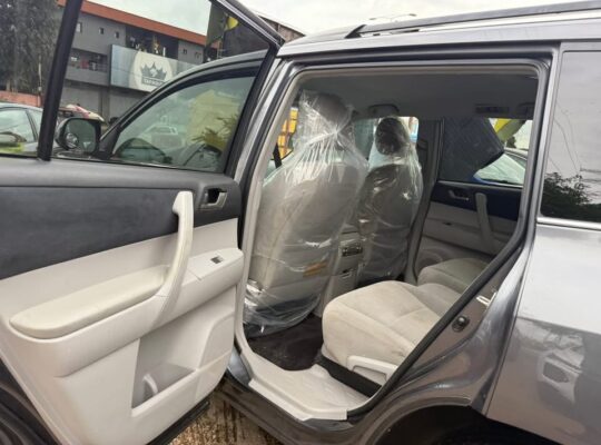 TOYOTA HIGHLANDER