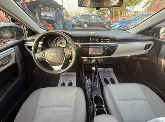 TOYOTA COROLLA