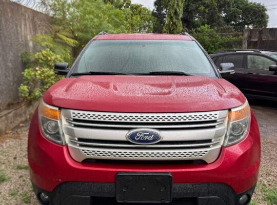 FORD EXPLORER