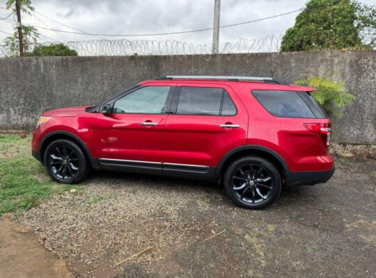 FORD EXPLORER