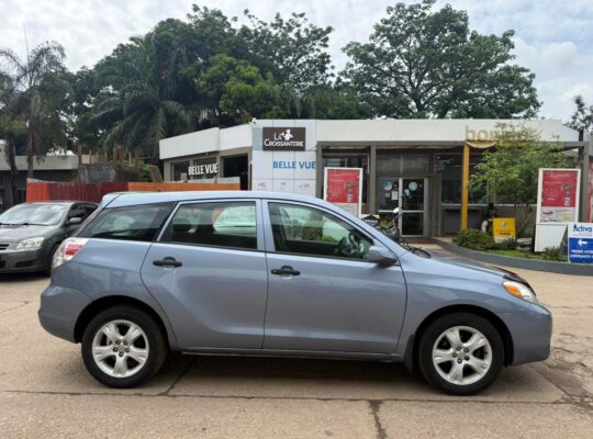 TOYOTA MATRIX XR