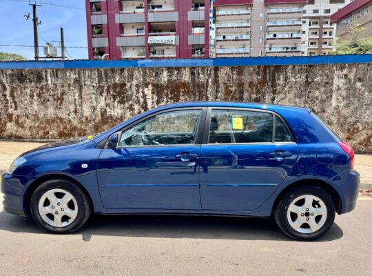 TOYOTA COROLLA