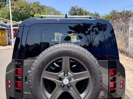 LAND ROVER