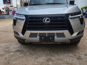 LEXUS