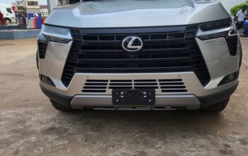 LEXUS