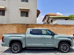 TOYOTA TUNDRA