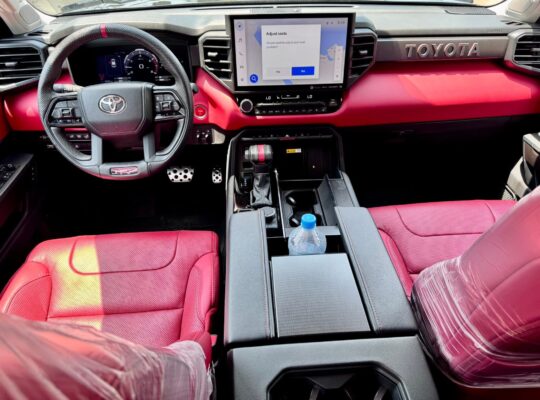 TOYOTA SEQUIA