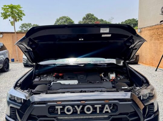 TOYOTA SEQUIA