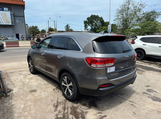 KIA SORENTO