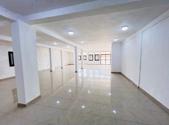 #GVL_RATOMA_LOGEMENT #BUREAU à louer à #KALOUM. (