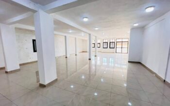 🏢 NOUVEAUX BUREAUX À LOUER – KALOUM (ALMAMYA) 📍