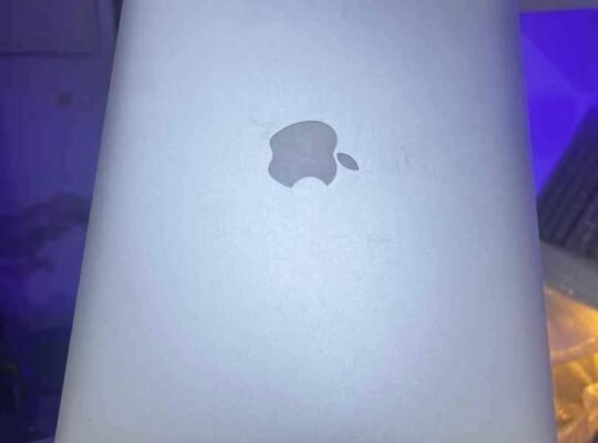 MACBOOK AIR 2017