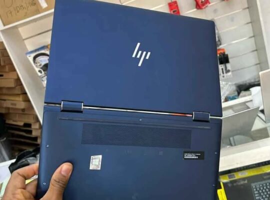 ORDINATEUR HP