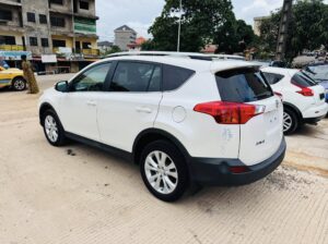 RAV 4