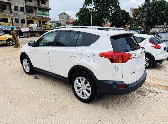 RAV 4