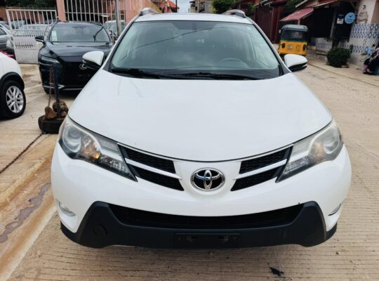RAV 4