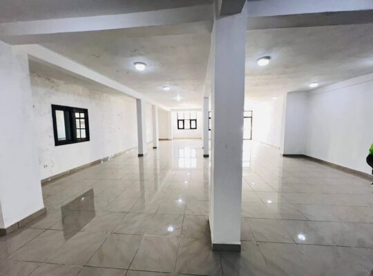 🏢 NOUVEAUX BUREAUX À LOUER – KALOUM (ALMAMYA) 📍