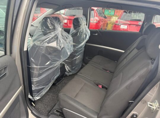 TOYOTA COROLLA VERSO