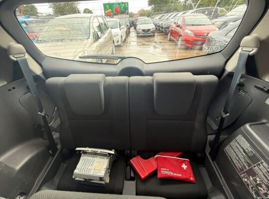 TOYOTA COROLLA VERSO