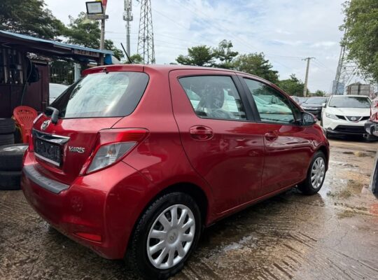 TOYOTA YARIS