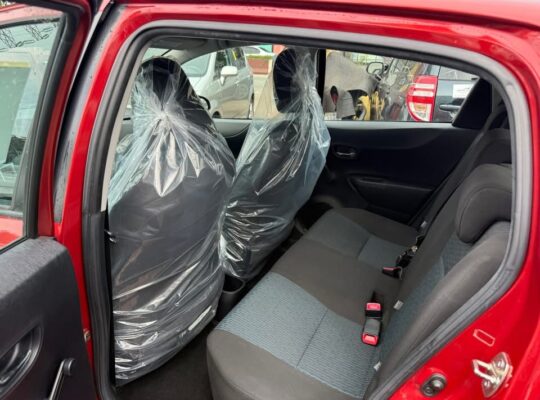 TOYOTA YARIS
