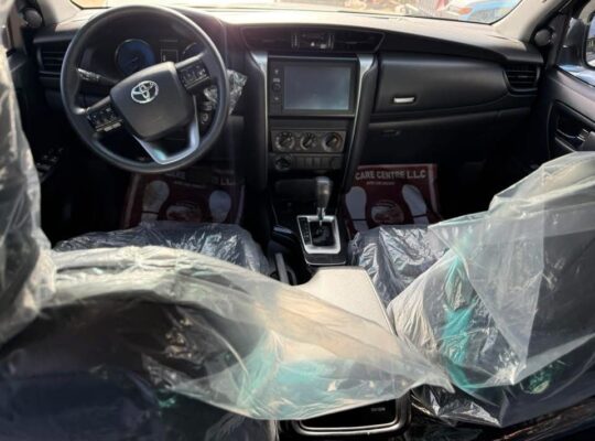 TOYOTA FORTUNER